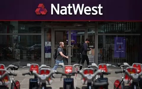 UK banks are closing more than 1,000 accounts every day