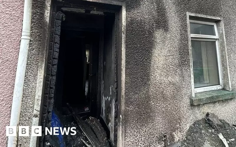 Ktoś podpalił śmietniki polskiej pary z Newry. Ogień spowodował wyciek gazu
