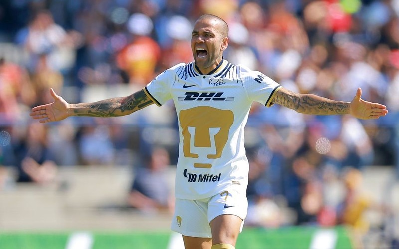 Dani Alves formalnie oskarżony o napaść na tle seksualnym