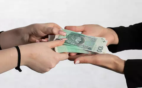 Report: 89% of Poles believe that giving away debts is a moral obligation