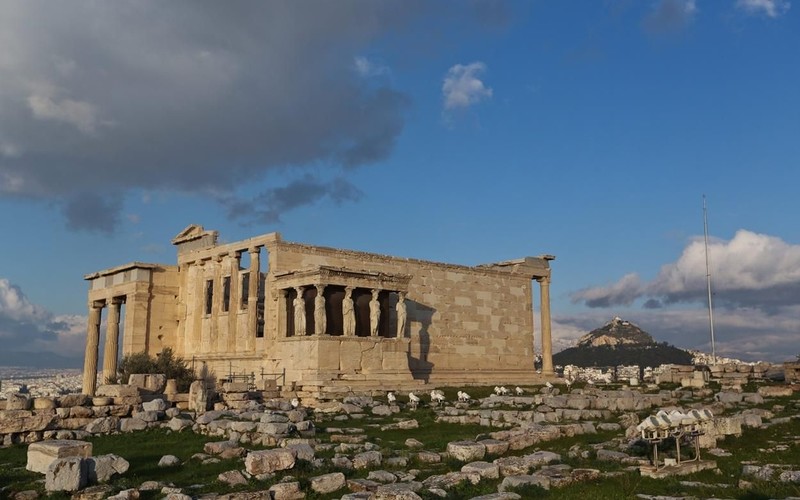 The Greek authorities introduce a limit of people who will be able to visit the Acropolis