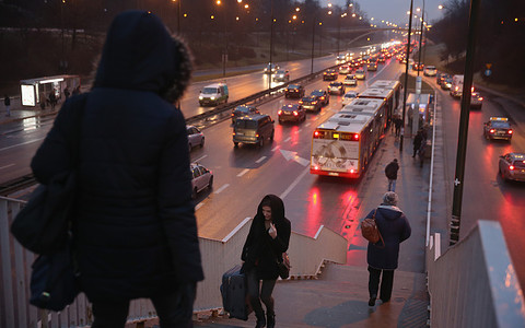 Warsaw makes all public transport free in battle against air pollution