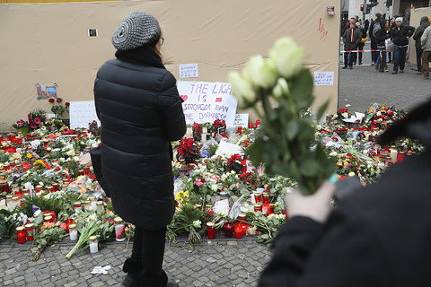 Zamach w Berlinie. Poszkodowani krytykują władze