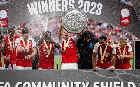 Community Shield: Arsenal 'make statement' with victory over Manchester City