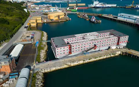 Bibby Stockholm: Inside the ‘quasi-prison’ barge as first migrants set to go on board