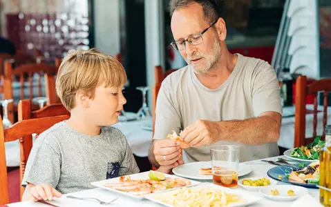 Italy: Beware of the bill! Two euros in a restaurant for an extra plate for a child