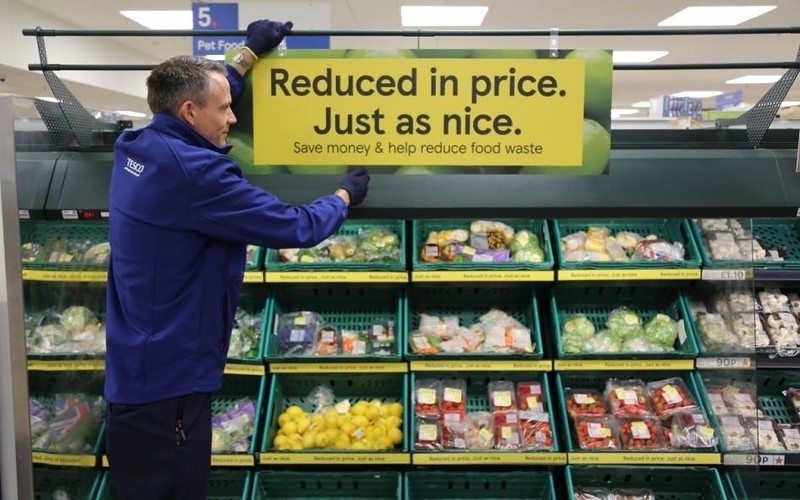 Tesco makes yellow sticker change in stores across the UK