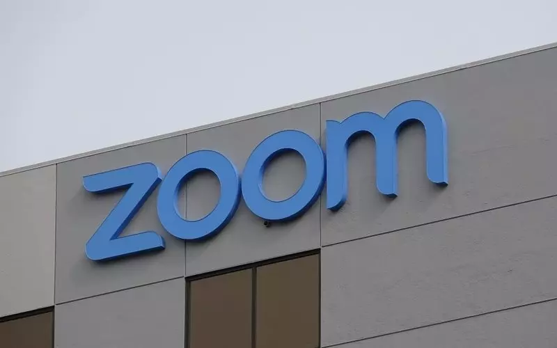 Zoom orders workers back to the office