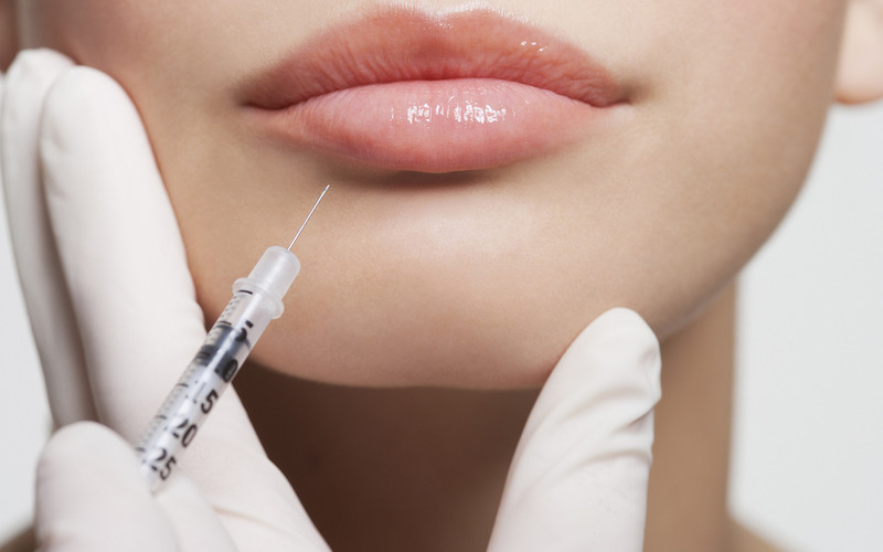GIS: Botox, hyaluronic acid or other preparations injected into the skin are not cosmetics