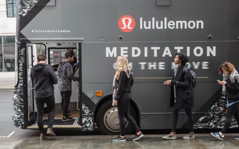 Londyn: "Autobus medytacyjny" ma pomóc w radzeniu sobie ze stresem