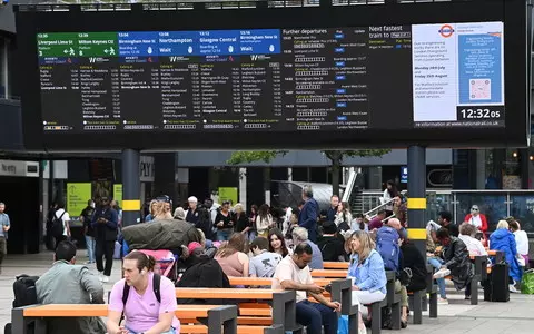 Rail fares in England to rise below 9% in 2024