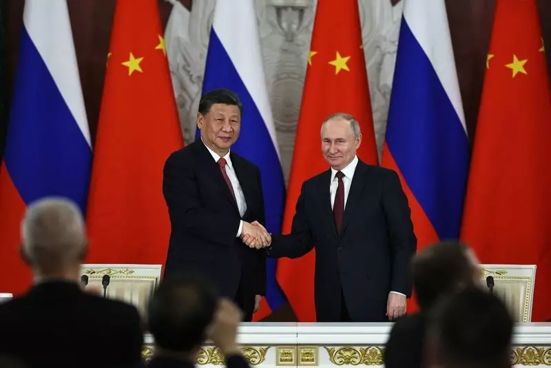Brytyjskie media: Chińskie firmy pomagają Rosji obchodzić sankcje