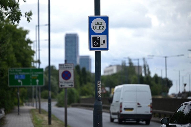 More than 800 Ulez cameras yet to be installed ahead of expansion