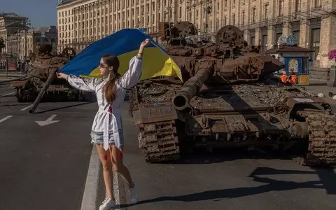 Ukraine celebrates Independence Day. However, war does not allow for celebration