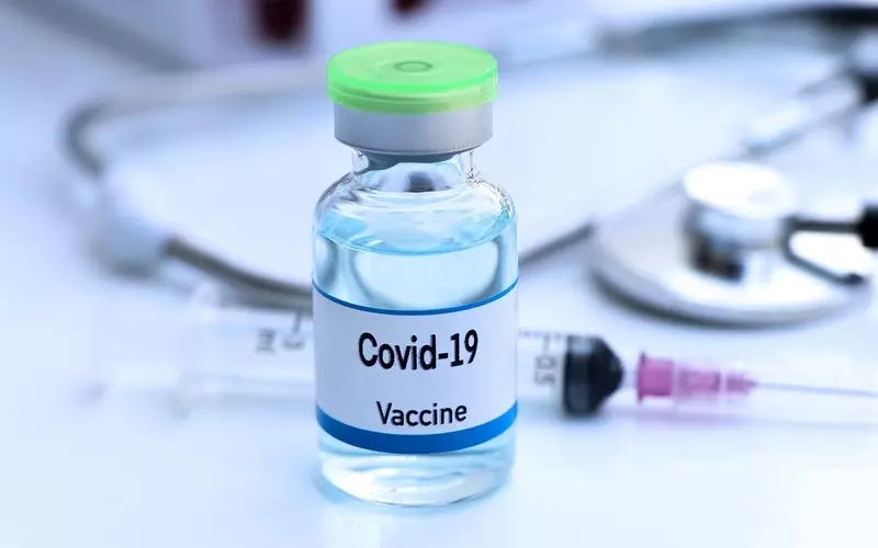 UE zatwierdziła dostosowaną do nowego wariantu wirusa szczepionkę przeciw Covid-19