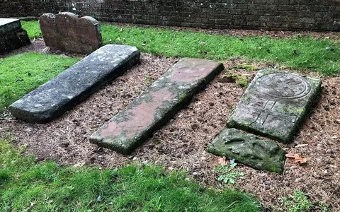 Eight Templar graves have been discovered in England