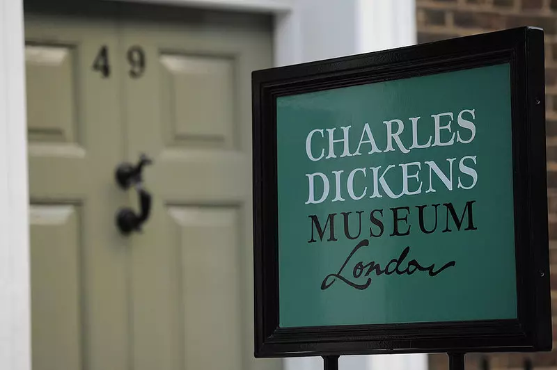 W londyńskim Muzeum Karola Dickensa otwarto wystawę poświęcono traumatycznemu dzieciństwu pisarza