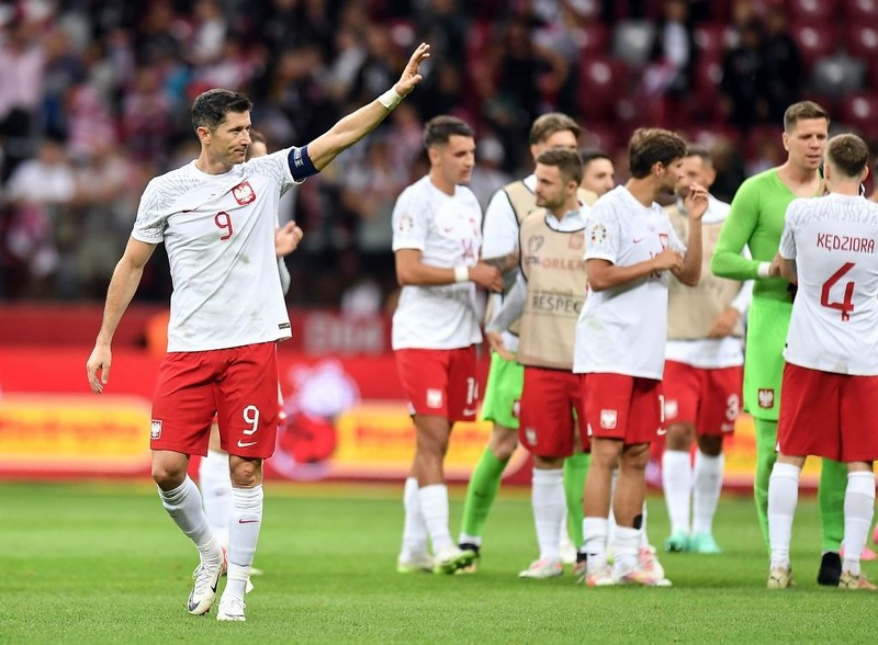 Euro 2024 qualifying: Poland defeated the Faroe Islands 2-0