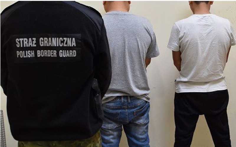 "Rzeczpospolita": Thousands of foreigners stay in Poland illegally