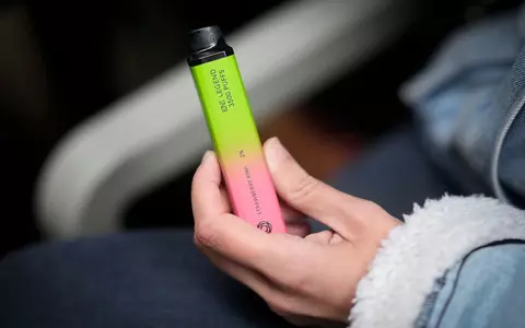 Study: 5 million disposable e-cigarettes are thrown away every week