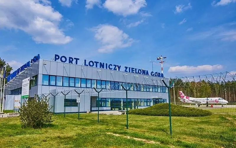 Lotnisko Zielona Góra-Babimost w sierpniu odprawiło ponad 8 tys. pasażerów