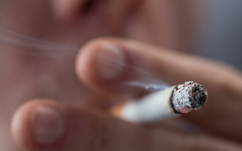 UE: Sprzedawca tytoniu nie może sugerować, że palenie jest przyjemne 