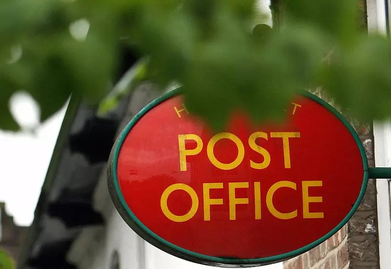 Niesłusznie oskarżeni pracownicy Post Office dostaną po 600 tys. funtów 