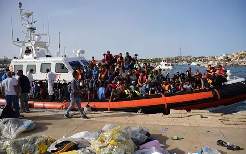 Italy: 13 boats with migrants arrived in less than an hour in Lampedusa