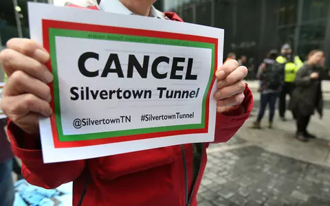 Car drivers face £4 toll to use Blackwall and Silvertown tunnels, TfL draft road signs suggest