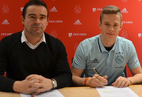 Ajax sign Mateusz Gorski of Poland