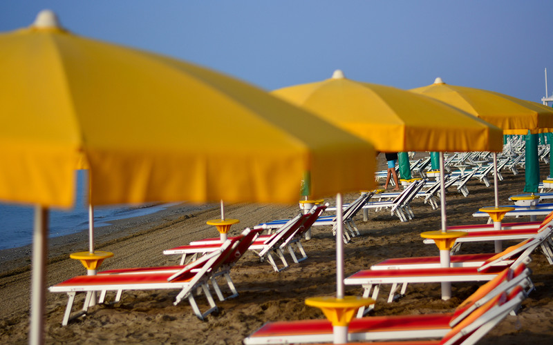Italy: Endless summer in Naples. Beaches open until the end of October