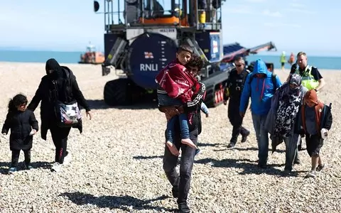 UK: Almost 25 thousand illegal immigrants have crossed the English Channel this year