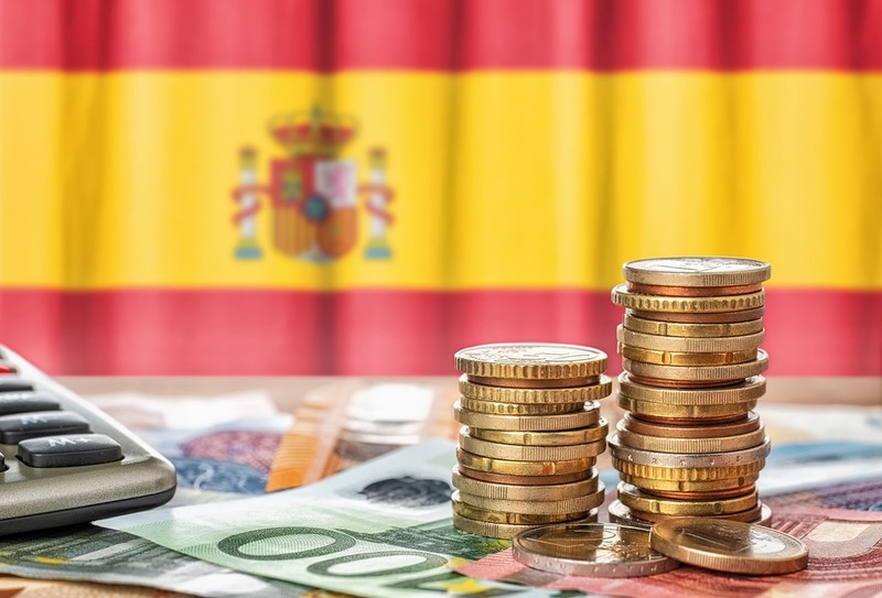 Spain is in debt like never before, but the situation is expected to improve