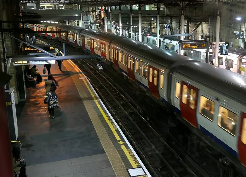 Londyn: Strajki metra odwołane