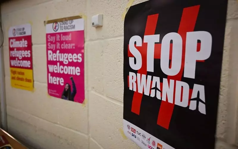 Sąd Najwyższy rozpatruje zgodność z prawem planu deportacji imigrantów do Rwandy