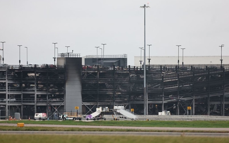 Fire rips through car park at Luton Airport