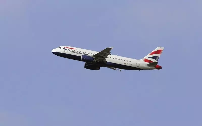 Samolot British Airways zawrócony przed lądowaniem w Tel Awiwie, linie zawieszają loty do Izraela
