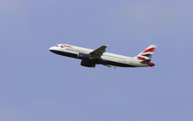 British Airways plane turned back before landing in Tel Aviv, airline suspends flights to Israel