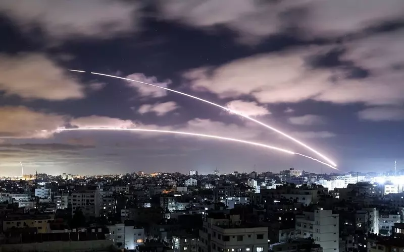 CNN: W arsenale Hamasu znajdują się improwizowane rakiety, sowieckie karabiny maszynowe i drony