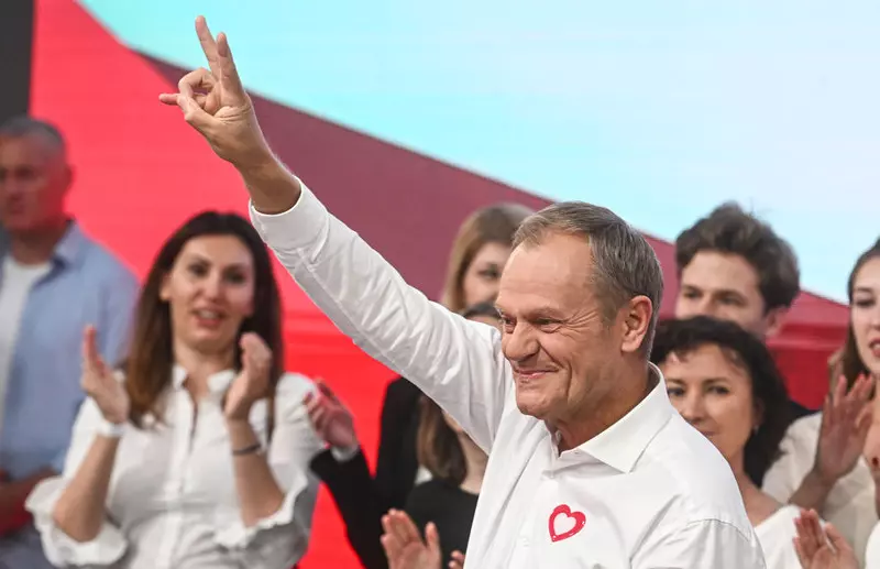 Donald Tusk ogłasza koniec rządów PiS. "Wygrała Polska"