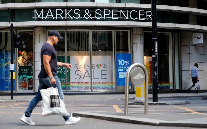 Brytyjska sieć M&S planuje zatrudnić 10 tys. dodatkowych pracowników na okres świąteczny