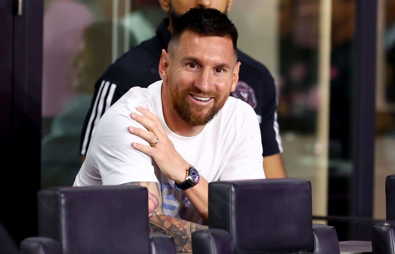 Barcelona plans Messi's farewell match