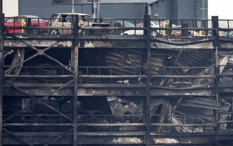 Luton Airport Fire: Cars to be removed to stabilise car park