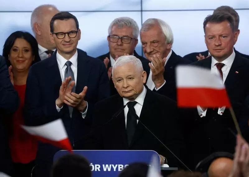 Większość Polaków uważa, że Jarosław Kaczyński powinien przejść na emeryturę