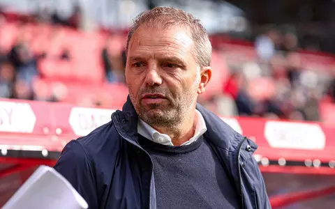 Ajax Amsterdam sacked coach after disastrous start to season