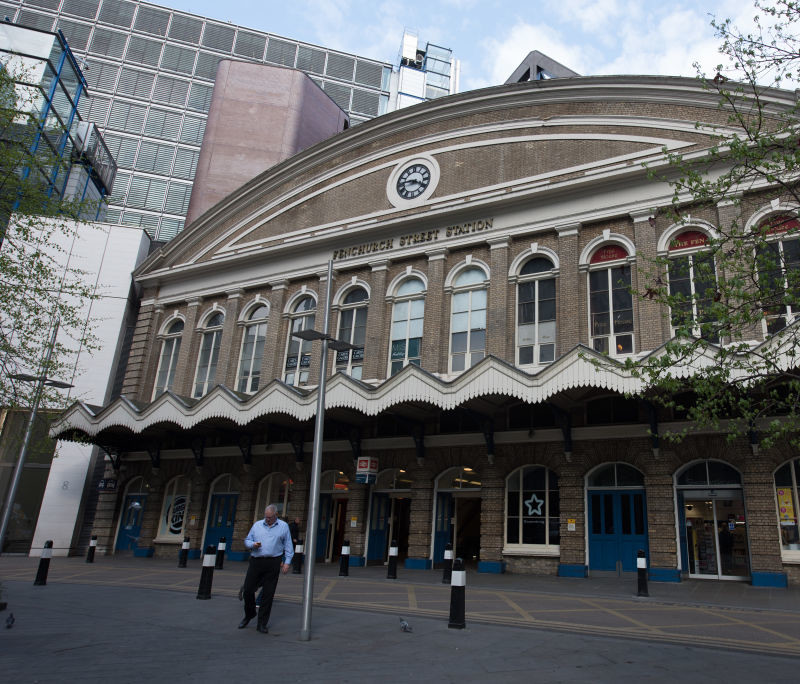 Londyn: Eksplozja w pobliżu stacji Fenchurch Street