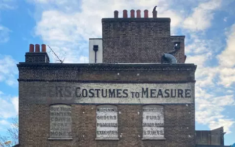 Historic England asks for ‘ghost sign’ photos to create online map