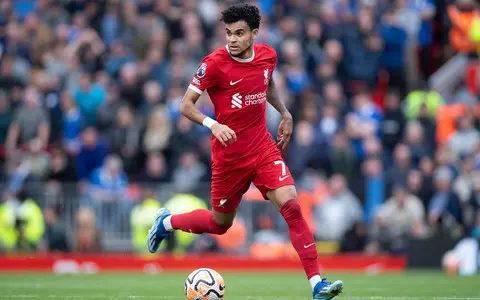 Police search forest for kidnapped father of Liverpool forward 