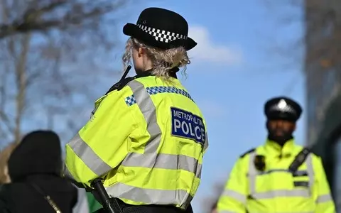 Police in London will not attend most 999 mental health calls from today