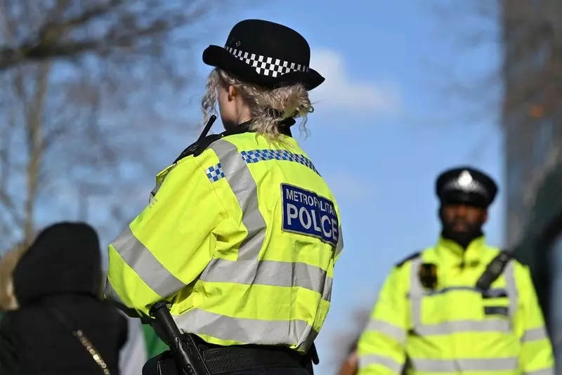 Londyn: Od dziś policja nie będzie obsługiwać niektórych zgłoszeń z numeru 999